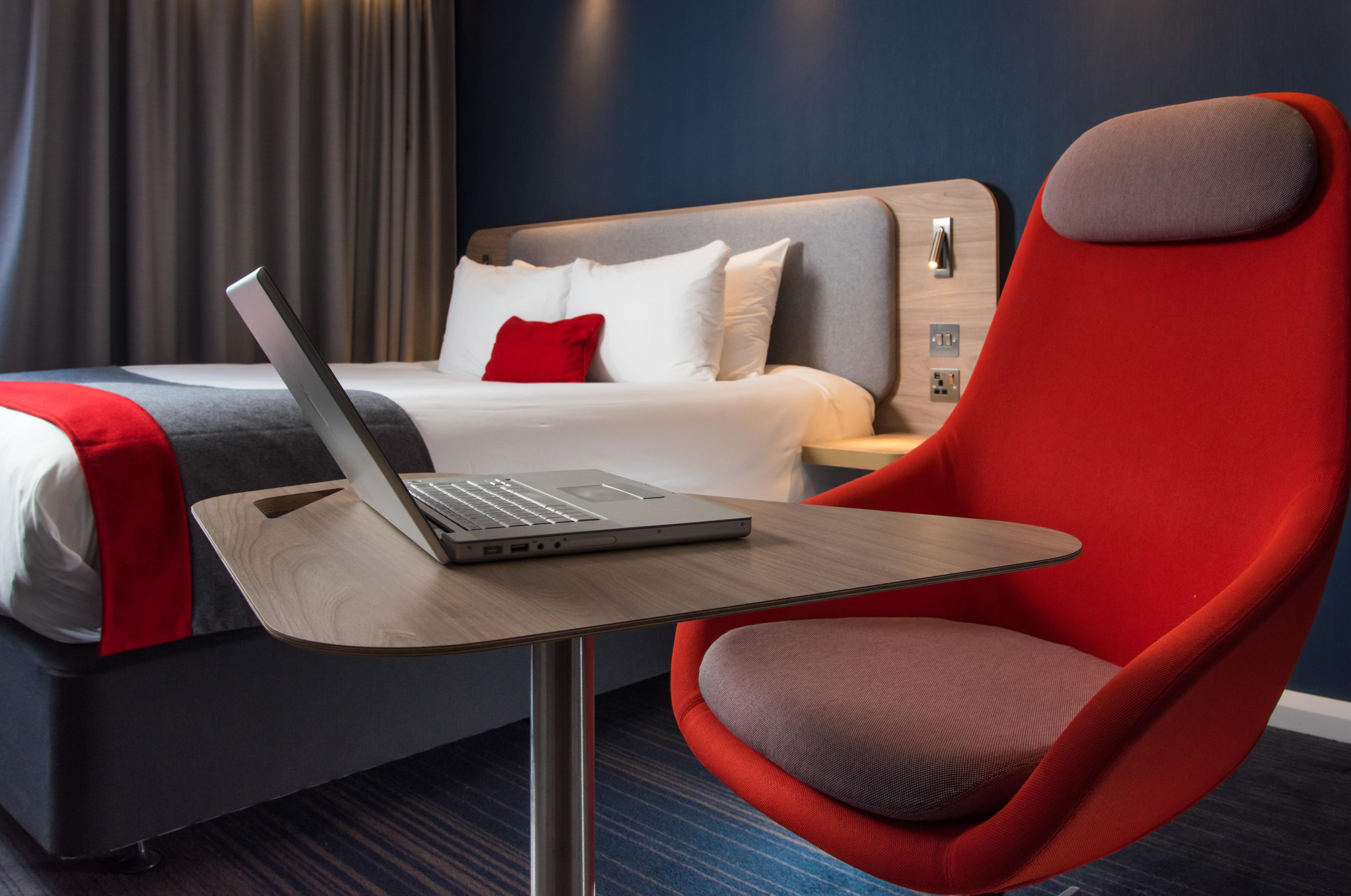 Holiday Inn Express London - Dartford By Ihg Exterior photo