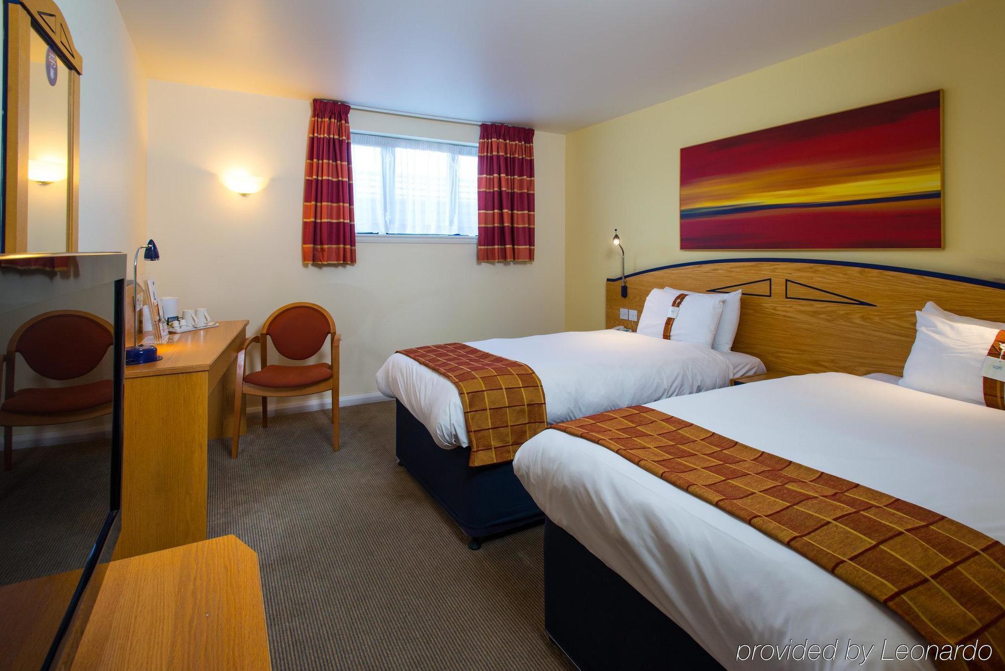 Holiday Inn Express London - Dartford By Ihg Exterior photo