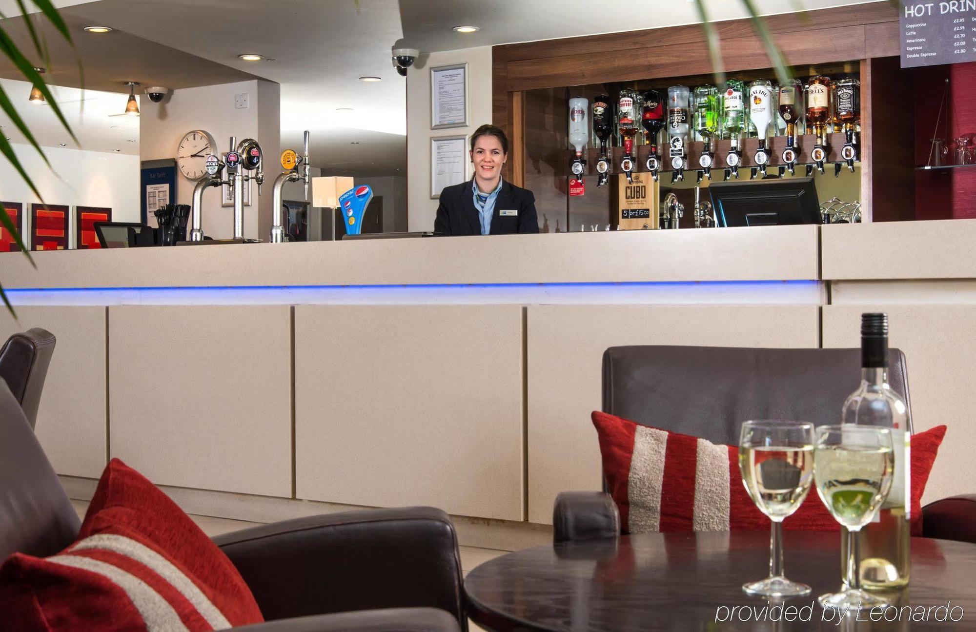 Holiday Inn Express London - Dartford By Ihg Exterior photo